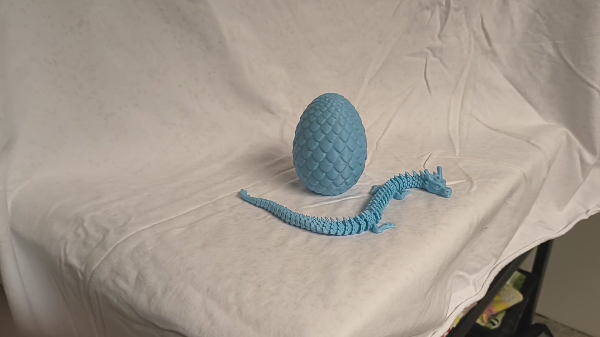 Dragon egg with dragon